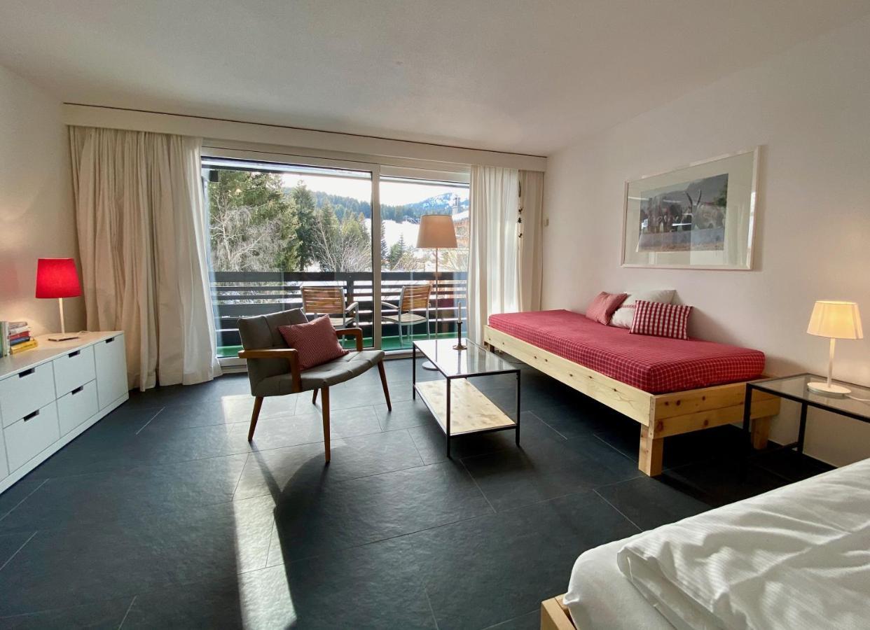 Tgesa La Roiva, Ferienwohnungen mit Hallenbad und Sauna Lenzerheide/Lai Exterior foto