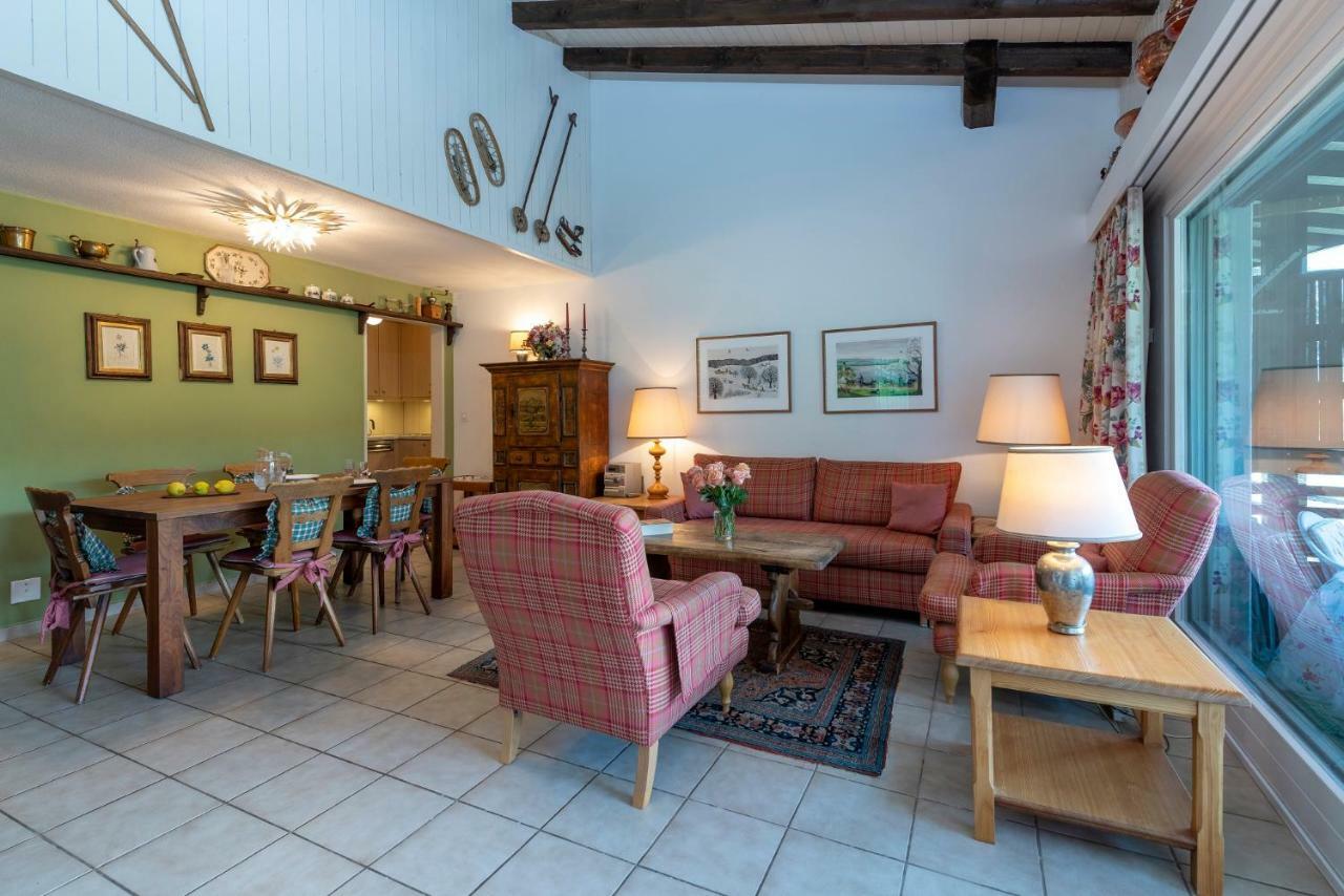Tgesa La Roiva, Ferienwohnungen mit Hallenbad und Sauna Lenzerheide/Lai Exterior foto