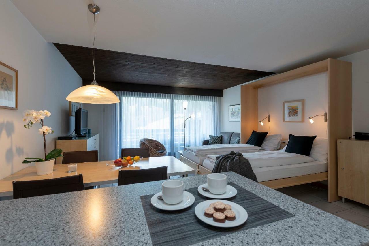 Tgesa La Roiva, Ferienwohnungen mit Hallenbad und Sauna Lenzerheide/Lai Exterior foto