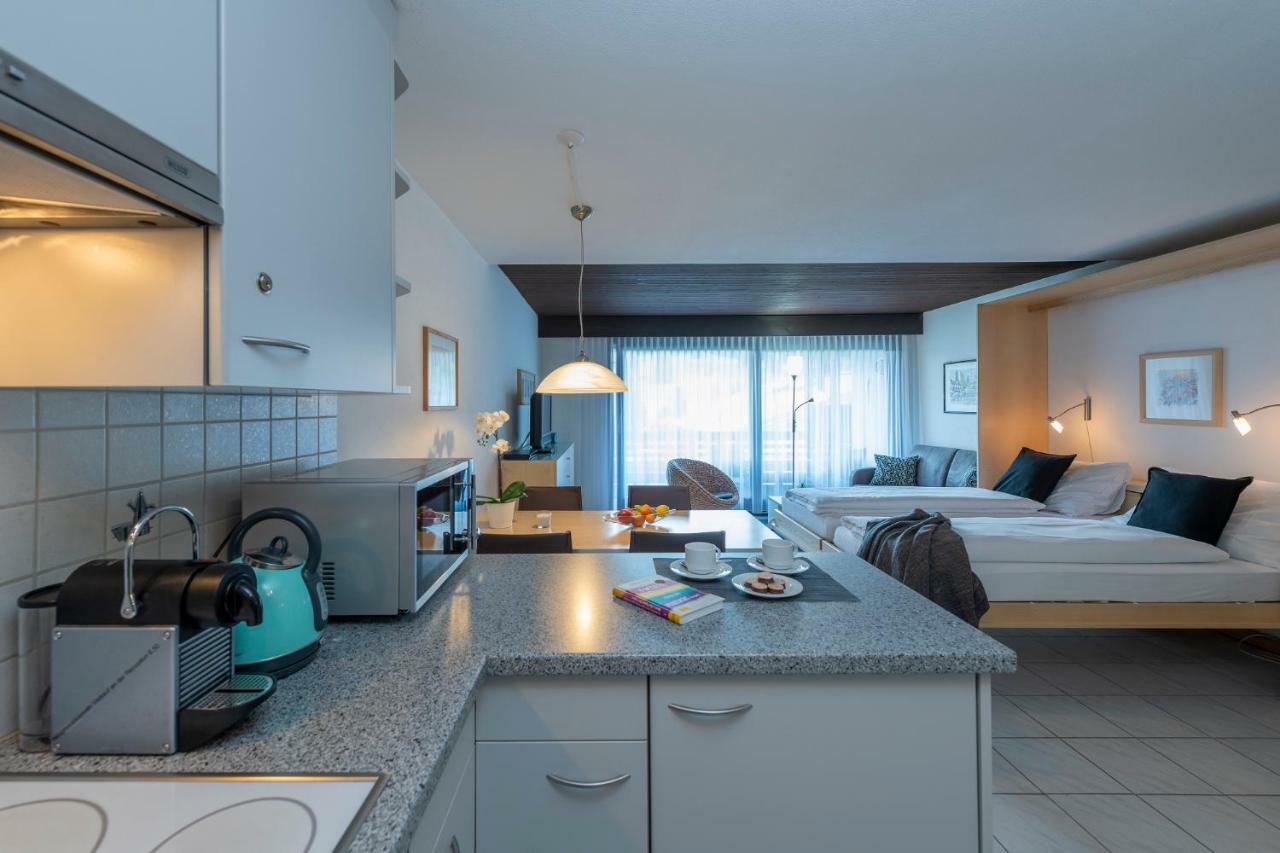 Tgesa La Roiva, Ferienwohnungen mit Hallenbad und Sauna Lenzerheide/Lai Exterior foto