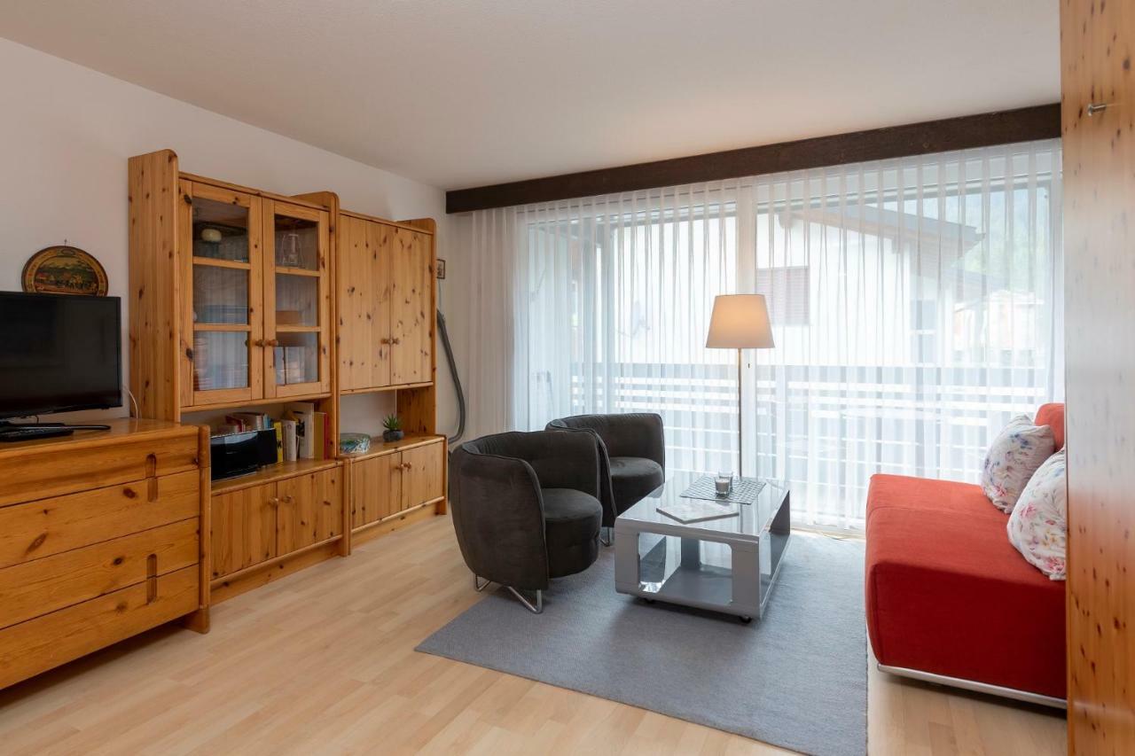 Tgesa La Roiva, Ferienwohnungen mit Hallenbad und Sauna Lenzerheide/Lai Exterior foto