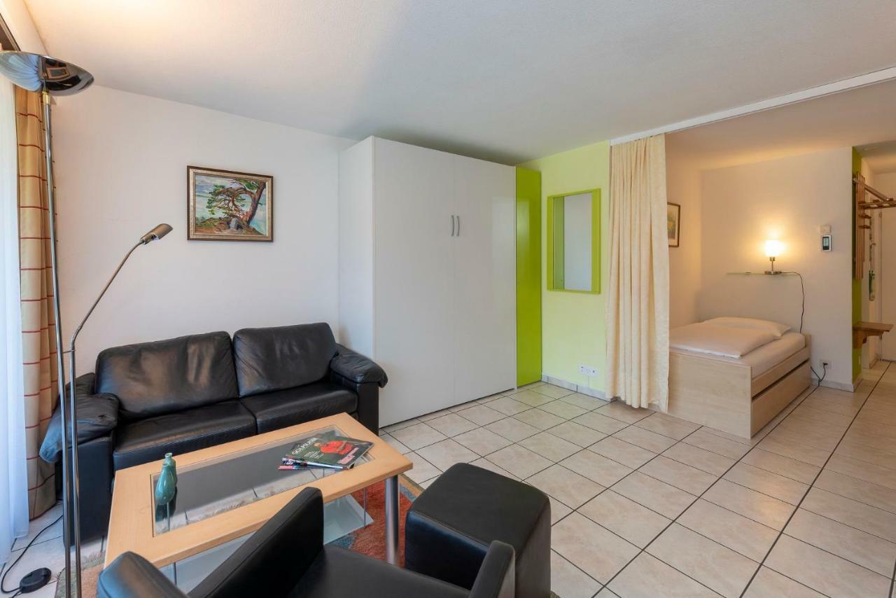 Tgesa La Roiva, Ferienwohnungen mit Hallenbad und Sauna Lenzerheide/Lai Exterior foto