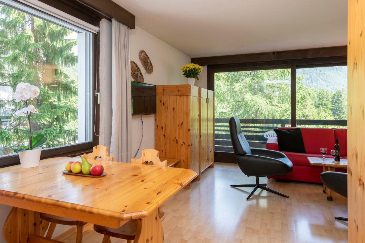 Tgesa La Roiva, Ferienwohnungen mit Hallenbad und Sauna Lenzerheide/Lai Exterior foto
